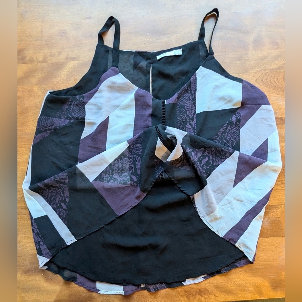 SOLD Geometric Print Dex Camisole Tank Top Lined With Keyhole Back - Picture 2 of 6